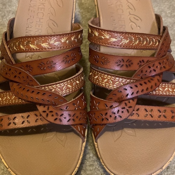 Skechers Cali Wedged Sandals - Picture 7 of 7